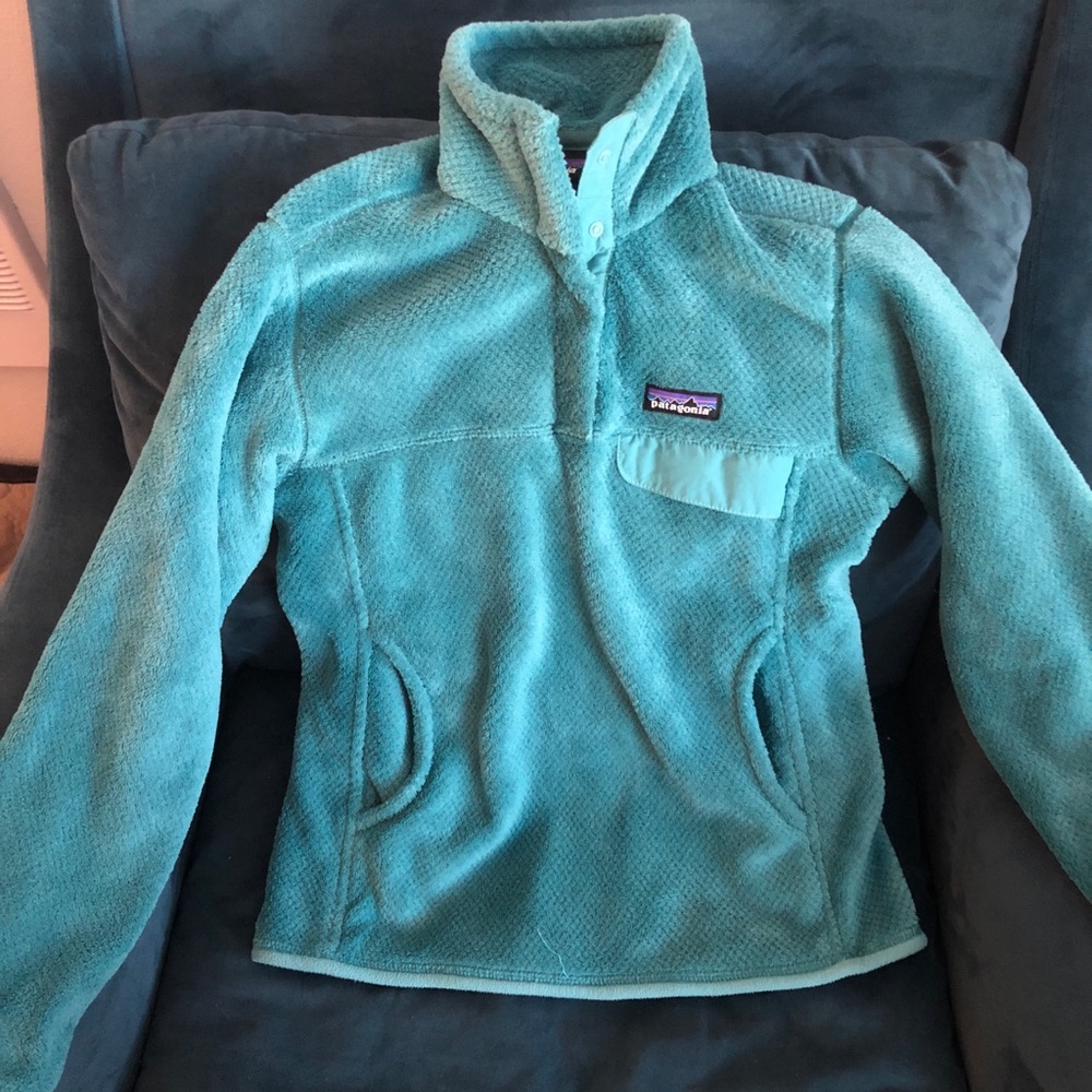 Women’s turquoise patagonia synchilla